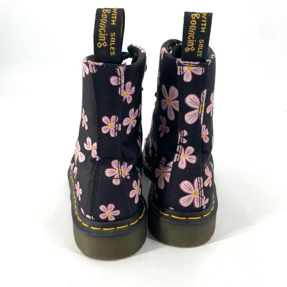 Dr. Martens Page Meadow Pink Daisy Kawaii Floral Black Canvas Combat Moto Boot - Picture 5 of 7